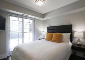 Skyline Suites - Next to MTCC, ACC & CN Tower 4