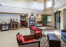 Comfort Inn & Suites West Springfield 3