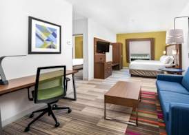 Holiday Inn Express & Suites CONROE I-45 NORTH by IHG 4
