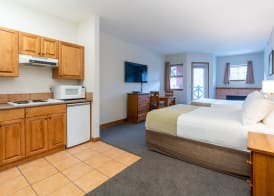 Sundance Lodge 4