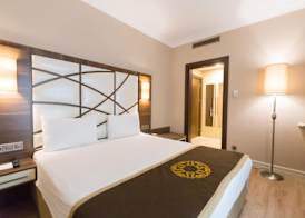 The Grand Mira Business Hotel 4