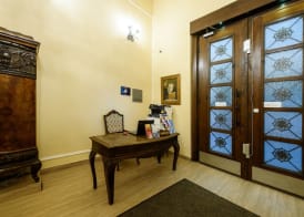 Karoly Corner Residences 5