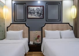 Bella Premier Hotel & Rooftop Skybar 5