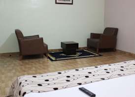 Downtown Royal Hotel 5