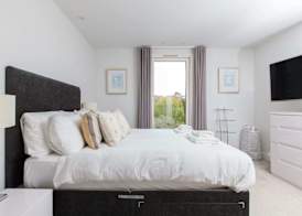 Luxurious Central Edinburgh Apartment - Sleeps 6 4