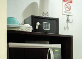 Yellow Tree Suites 5