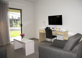 Quality Hotel Point Cook 3