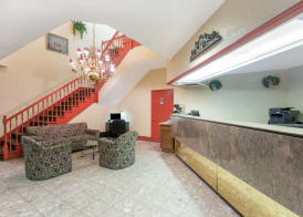 Days Inn by Wyndham Savannah Airport 2