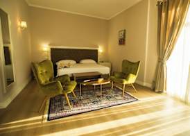 Royal Hill Hotel 4