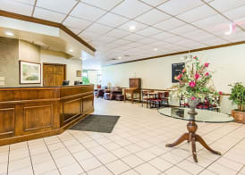 Econo Lodge Inn & Suites Norton - Wise South 5