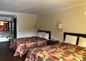 Travelers Inn 5