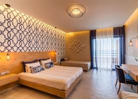 SIRENS BEACH HOTEL 5