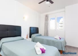 Acapulco Apartments 4