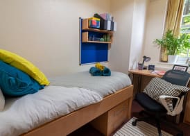 Goldsmiths House - Campus Accommodation - Caters to Women 2