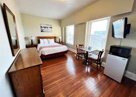 Lenox Hotel and Suites 4