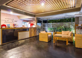 B2 Santitham (Wat Jed Yod) Boutique & Budget Hotel 2