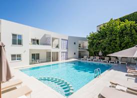 Tarra Seaside Hotel 4