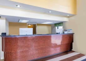 Days Inn by Wyndham Florence/I-95 North 4