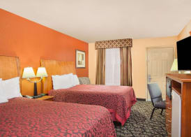 Days Inn by Wyndham Centerville 4