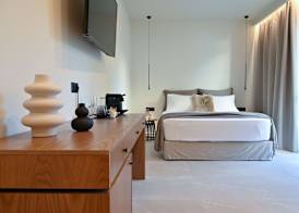 Rhotheon Suites in Ialysos Rhodes - private pool in selected rooms 3