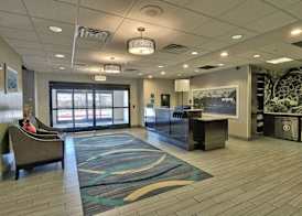Hampton Inn & Suites Albuquerque Airport 4