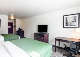 Cobblestone Hotel & Suites - Greenville 3