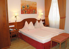 Altstadt Hotel Mosser Villach mit Parkplatz 4