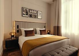 The Manor Amsterdam 5