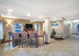 Days Inn by Wyndham Cave City 2