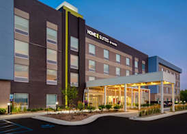 Home2 Suites By Hilton Grand Rapids Airport 3