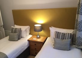 Inverness City Suites 5