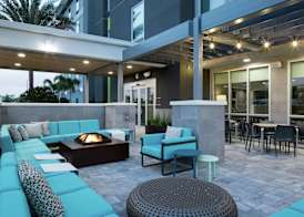 Home2 Suites By Hilton Orlando Airport 4