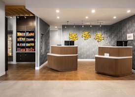 Courtyard by Marriott Auburn 4