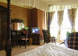 Ballinalacken Castle Country House Hotel 4