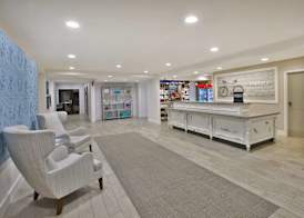 Hampton Inn & Suites Alliance 5