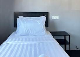 Quee Hotel 4