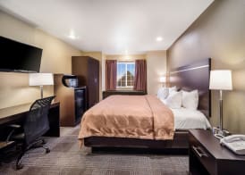 Quality Inn & Suites near NAS Fallon 5