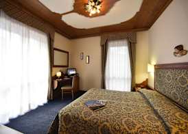 Hotel Sporting 5