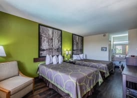 Super 8 by Wyndham El Paso Airport 5