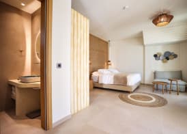 Life Suites 3