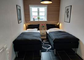 Toftegården Guesthouse - Rooms 5