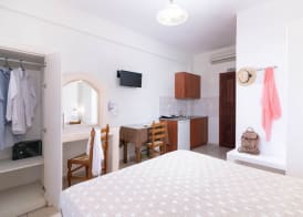 Mandilaria Studios 3