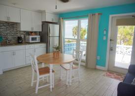 Pearl Beach Inn 5