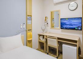 Toyoko Inn Tokyo Ikebukuro Kita-guchi No.1 4