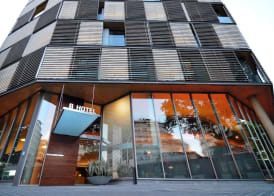 B Hotel 3