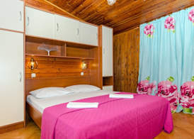 Apartment and Rooms Ivan 4