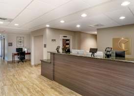Comfort Suites near Birkdale Village- Huntersville 2