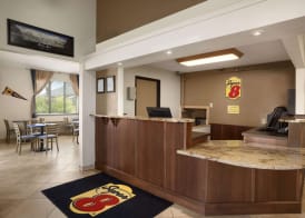 Super 8 by Wyndham Bozeman 2