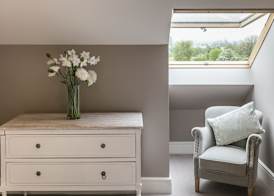 The Penthouse @ Carus Green 4