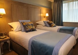 Avalon House Hotel 5